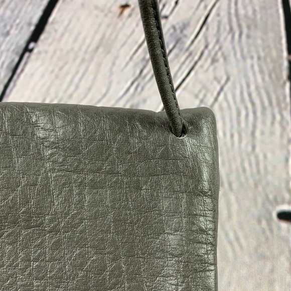 VINTAGE 70’s CARLOS FALCHI Gray Leather Crossbody Bag - Picture 15 of 17